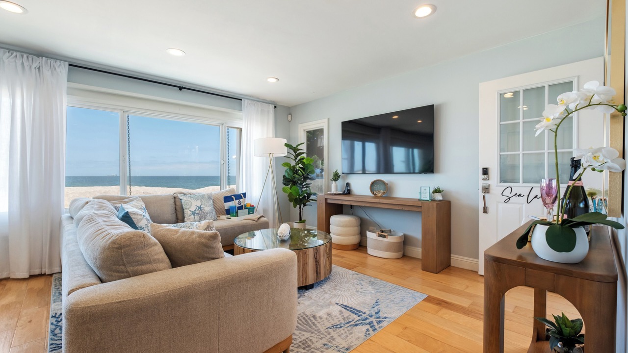 Photo of Bedroom in Harbor