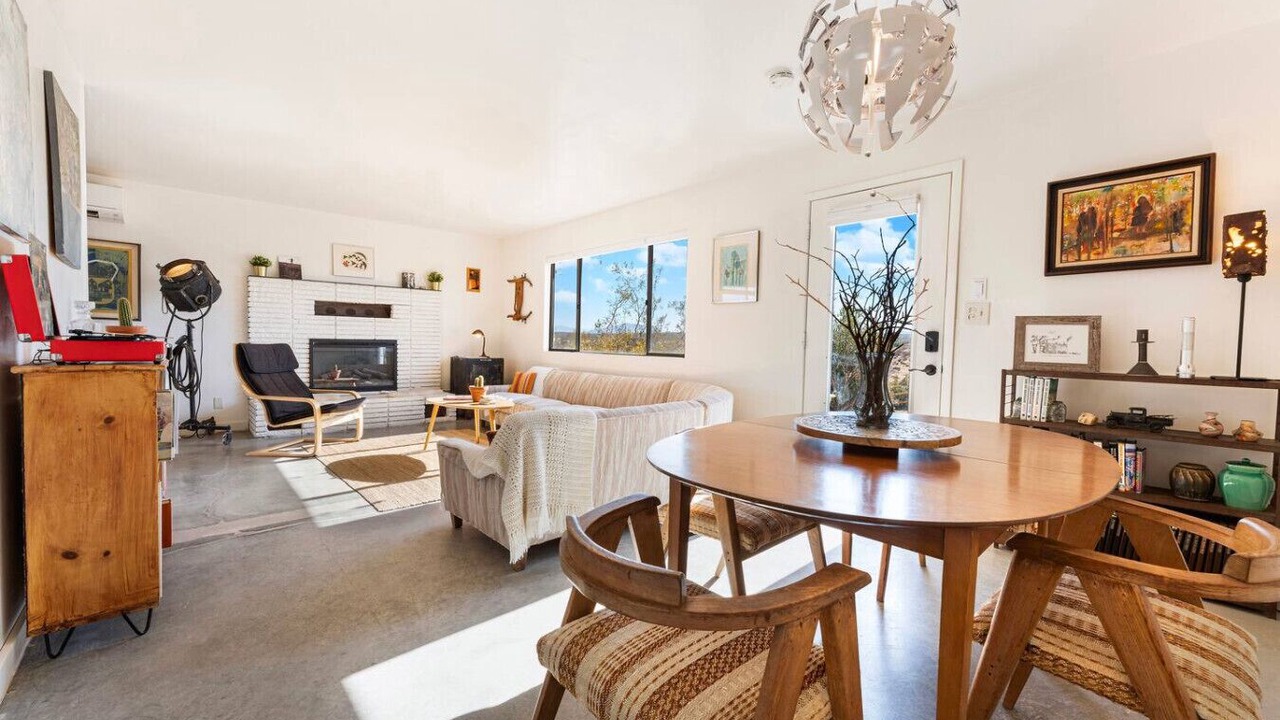 Photo of Livingroom in Joshua Tree