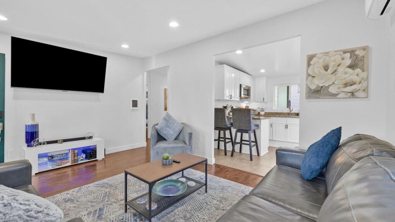 Photo of Livingroom in Ocean Beach