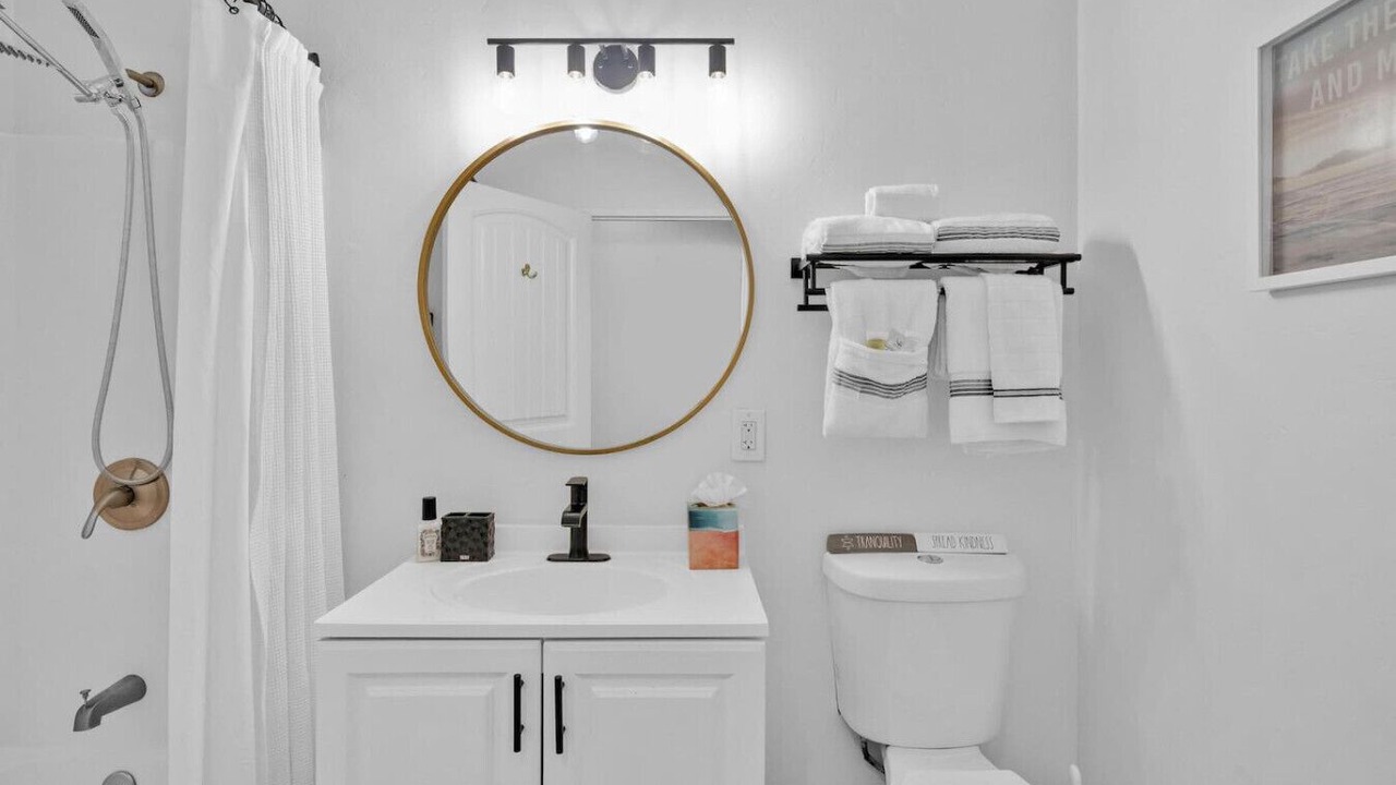 Photo of Bathroom in Ocean Beach