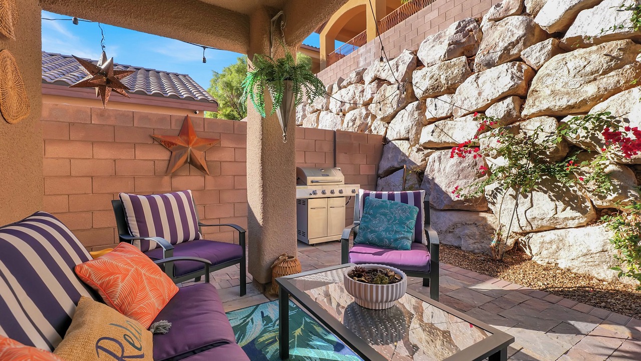 Photo of Patio Balcony in Tule Springs