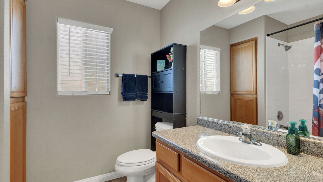Photo of Bathroom in Tule Springs