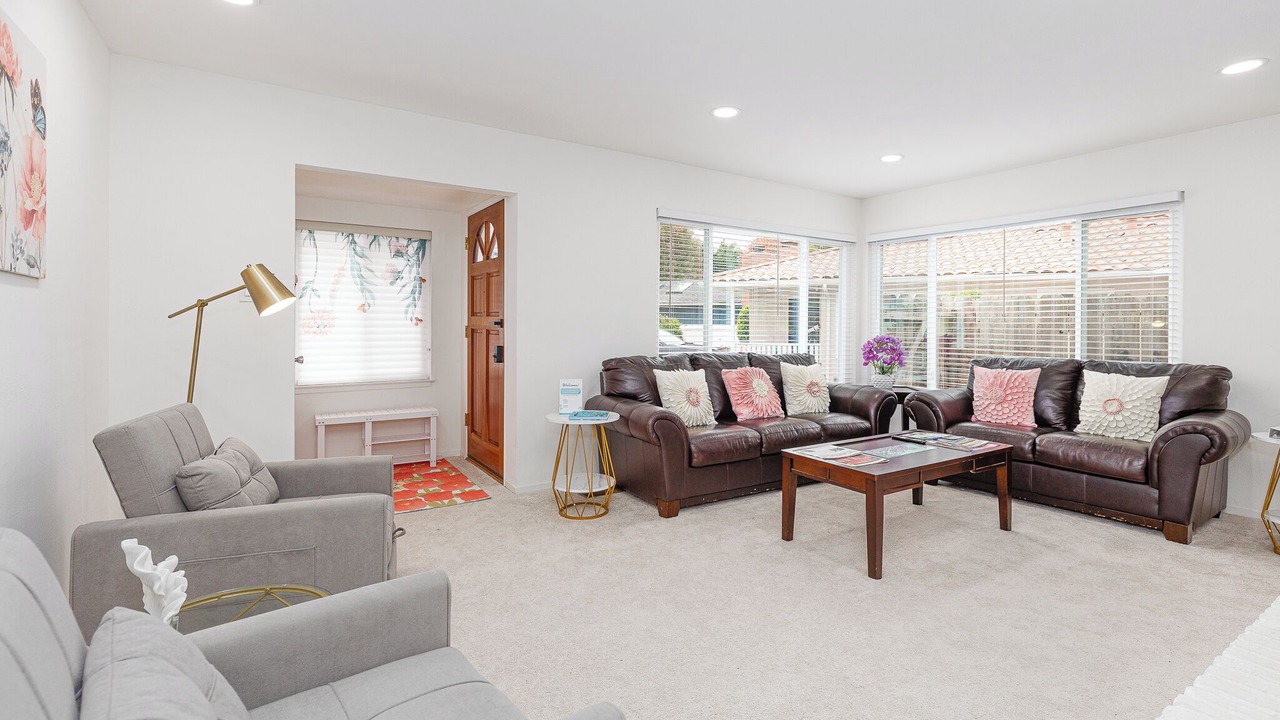 Photo of Livingroom in Carmel Point