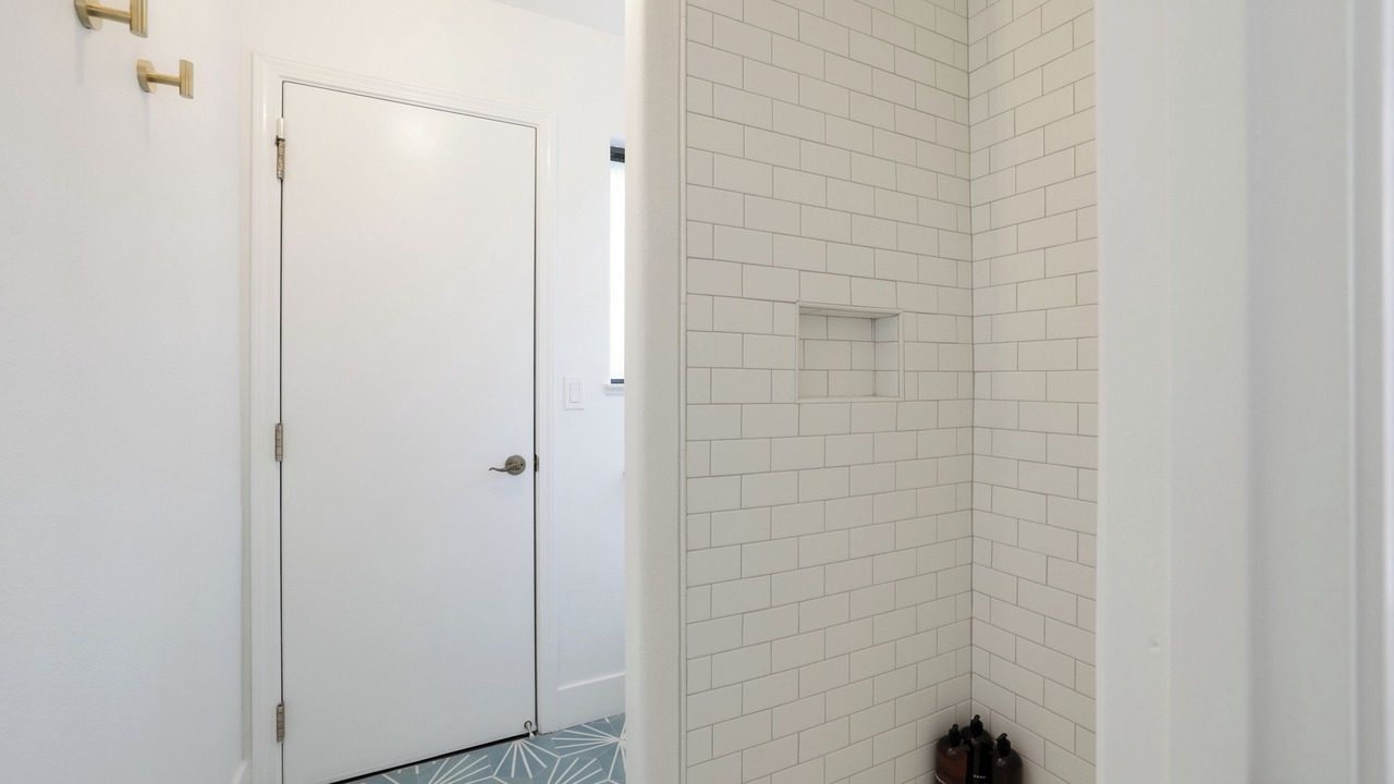 Photo of Bathroom in Oak Shores