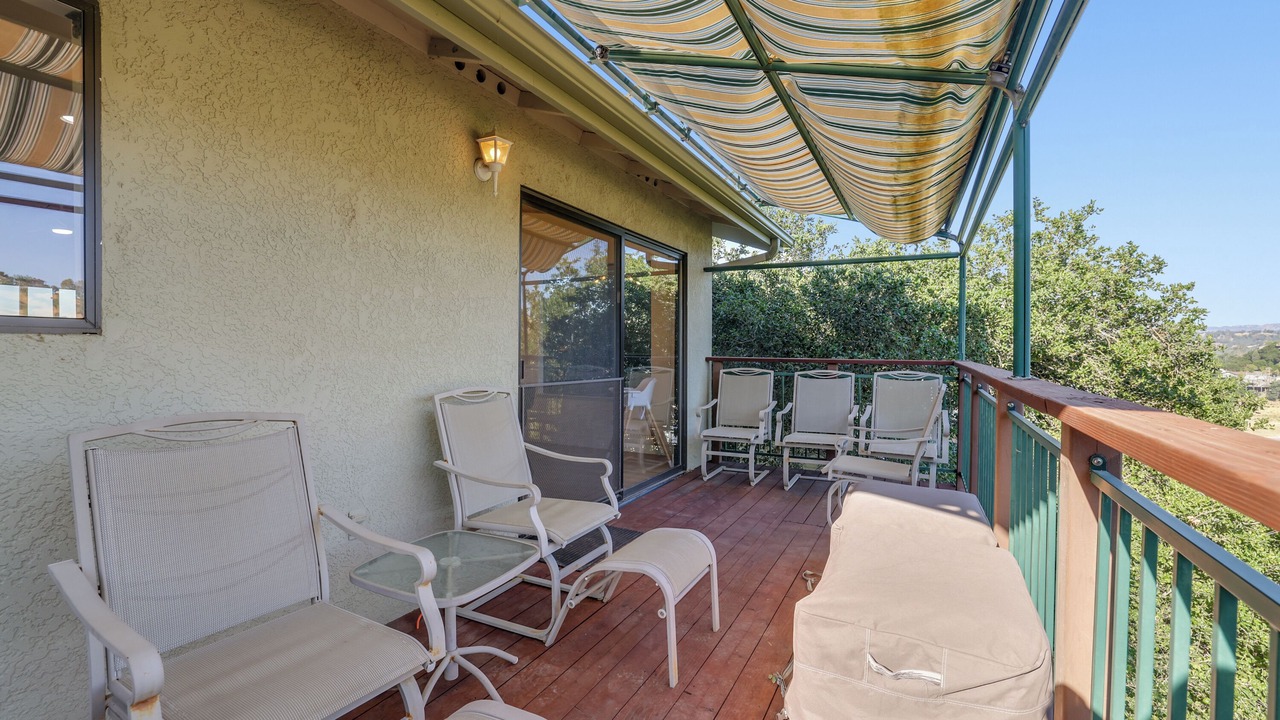 Photo of Outdoor in Oak Shores