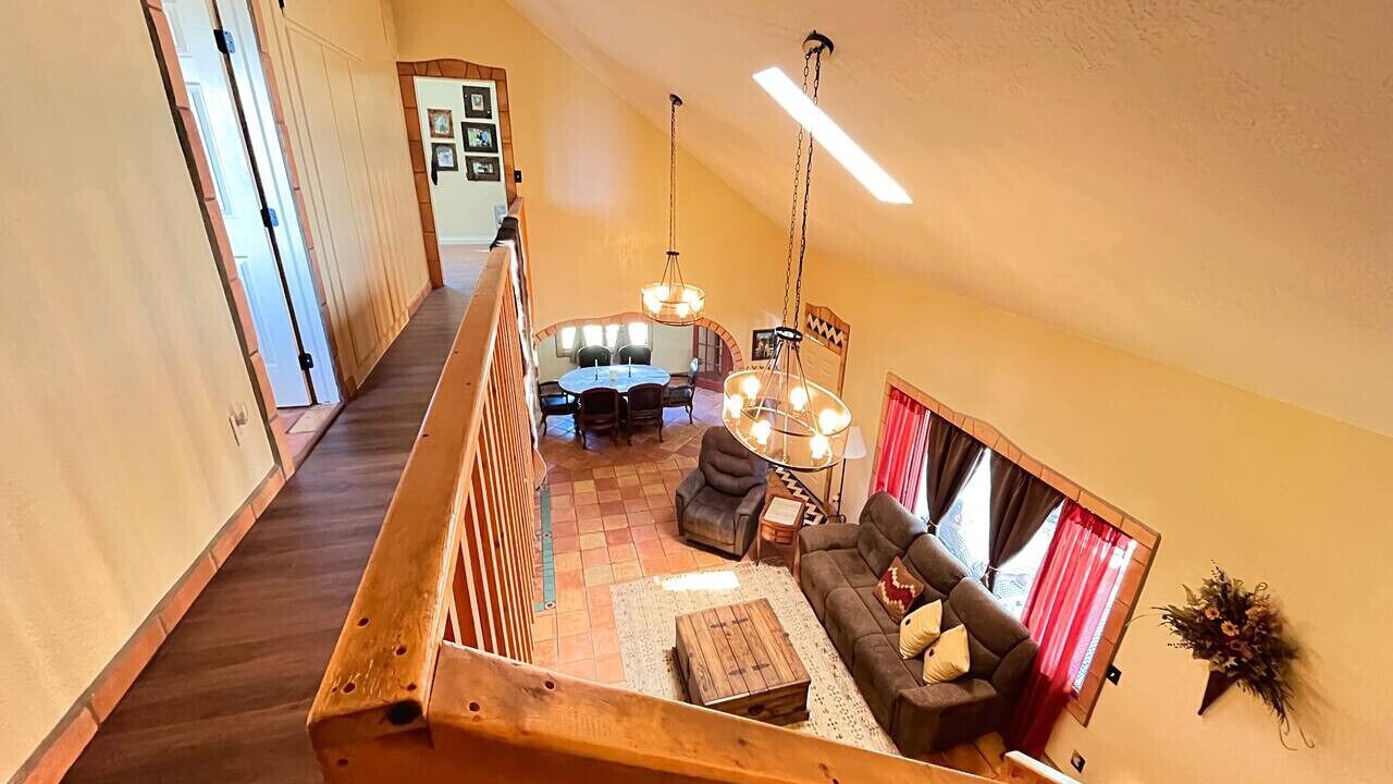 Photo of Livingroom in Dammeron Valley