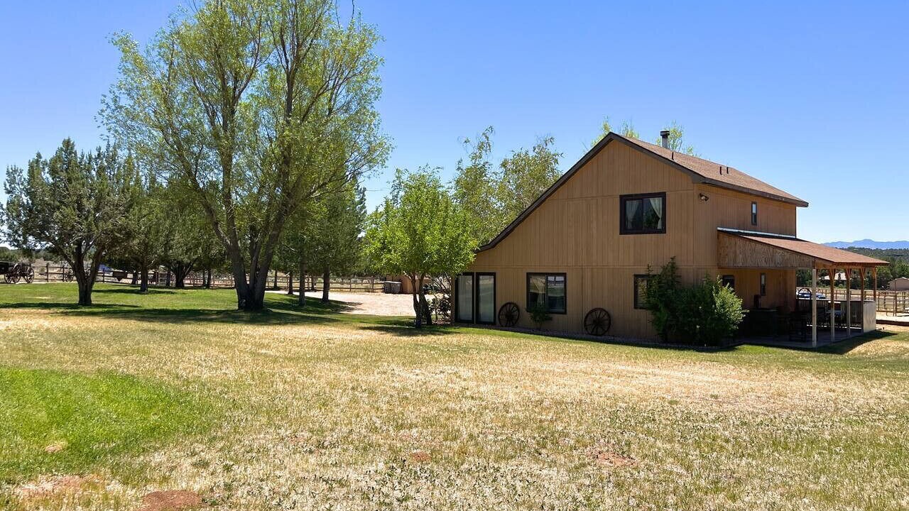Photo of Outdoor in Dammeron Valley