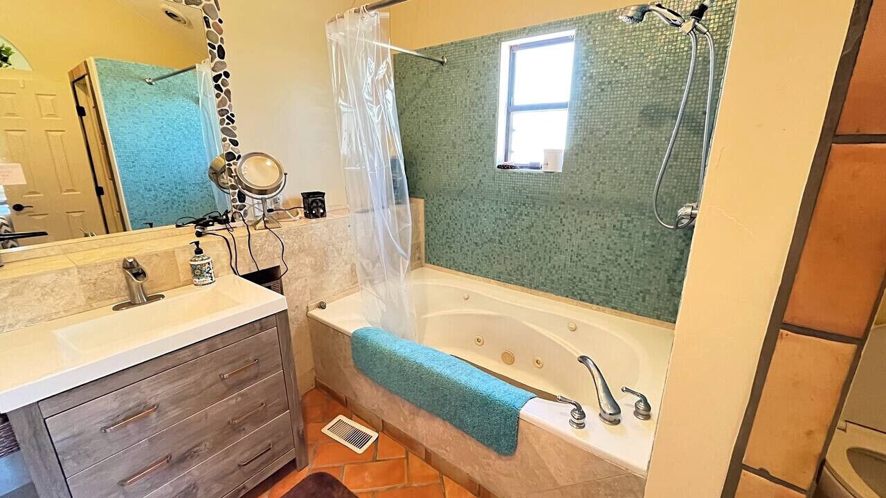 Photo of Bathroom in Dammeron Valley