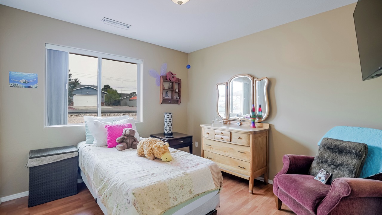 Photo of Bedroom in Prescott Valley Units