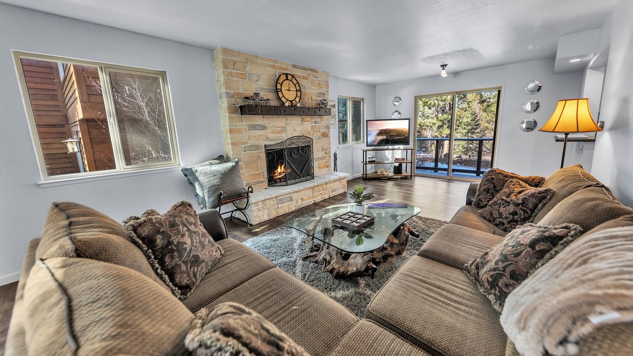 Photo of Livingroom in Al Tahoe