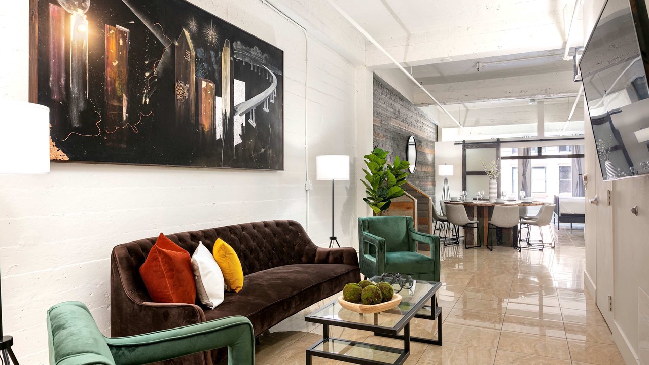 Photo of Livingroom in Gaslamp Quarter