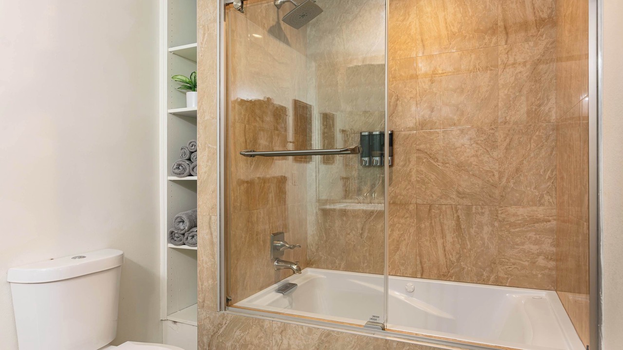 Photo of Bathroom in Gaslamp Quarter
