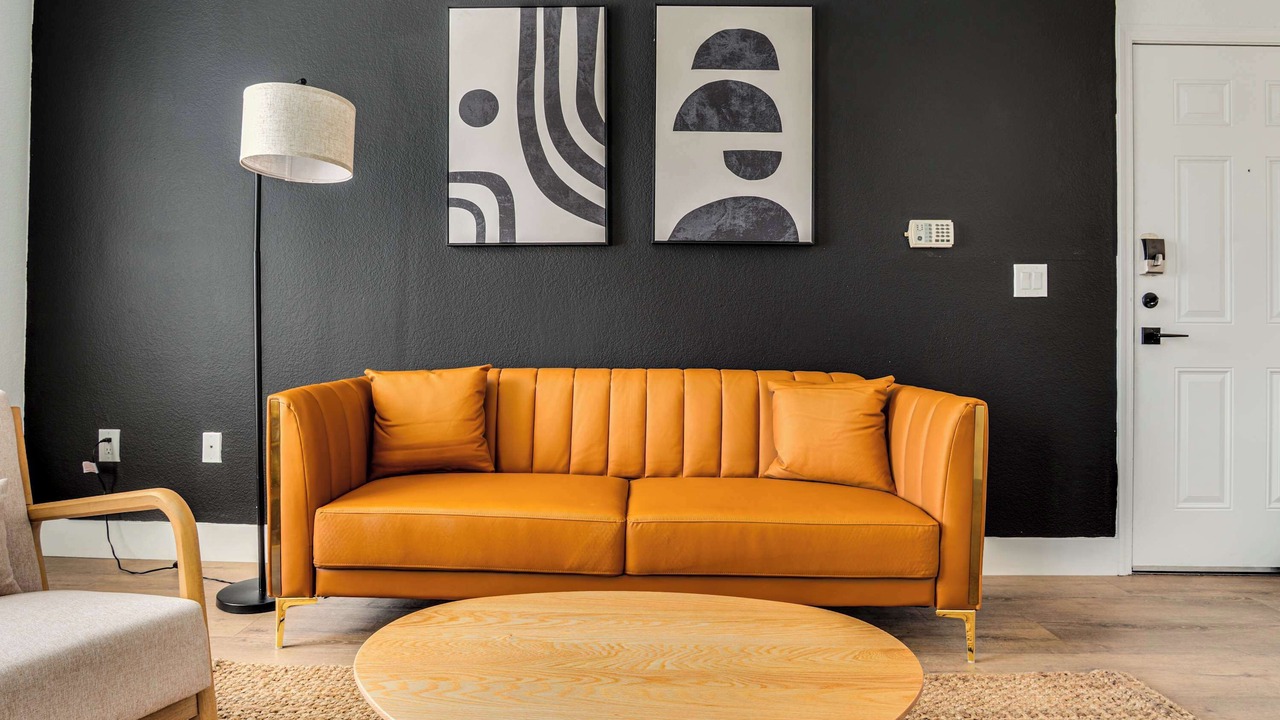 Photo of Livingroom in Glendale Sports and Entertainment District