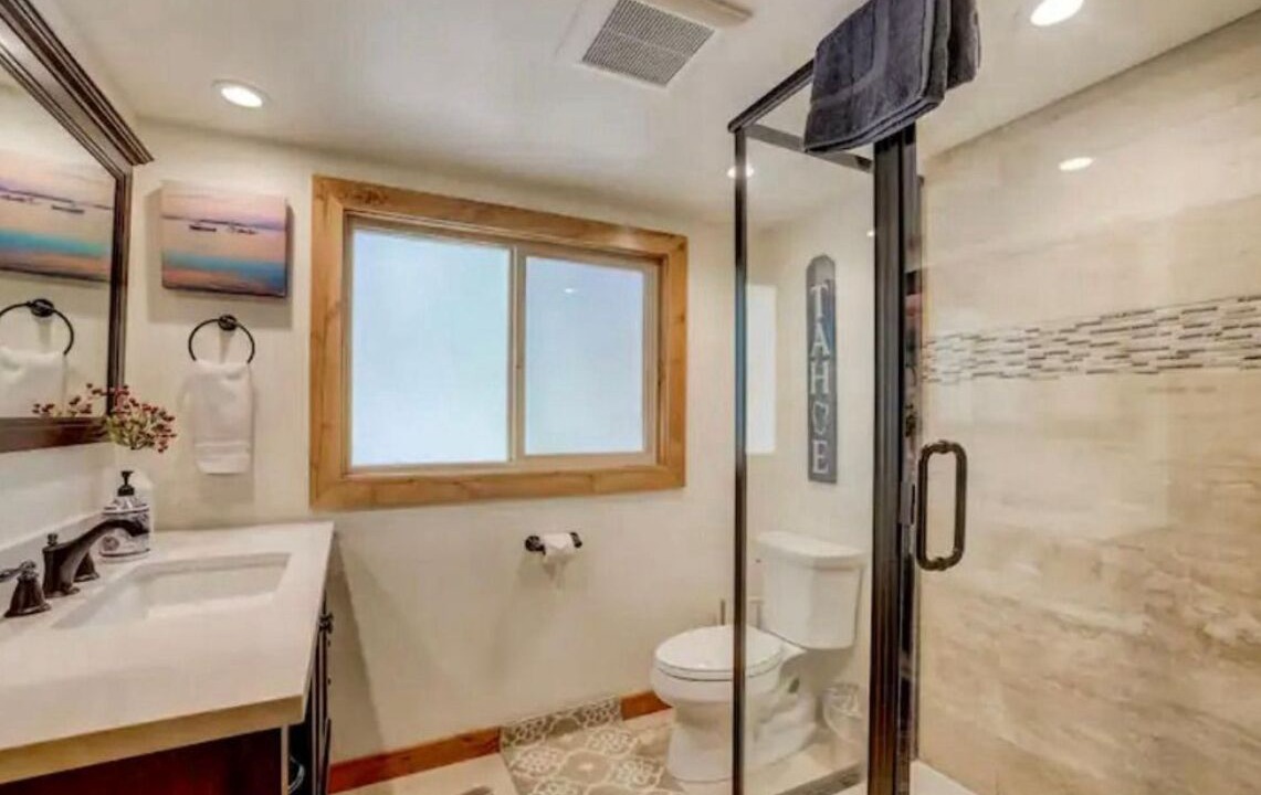 Photo of Bathroom in Tahoma