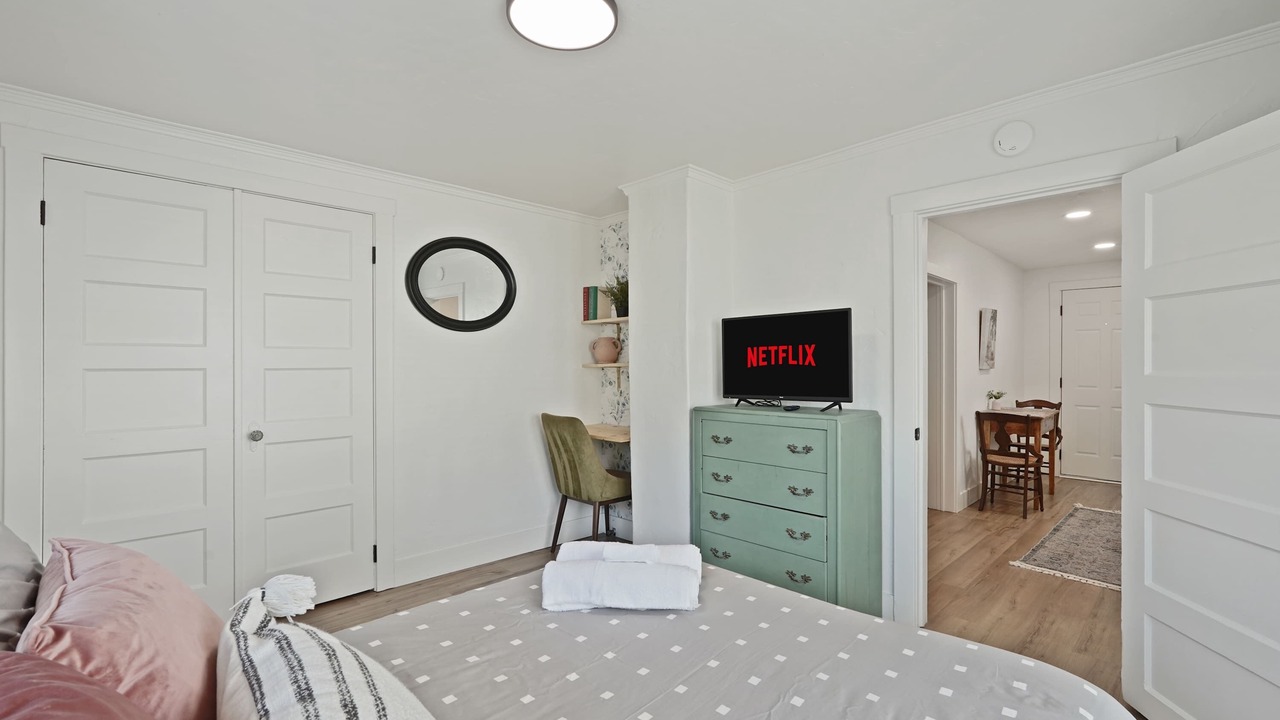 Photo of Bedroom in North Oak Park