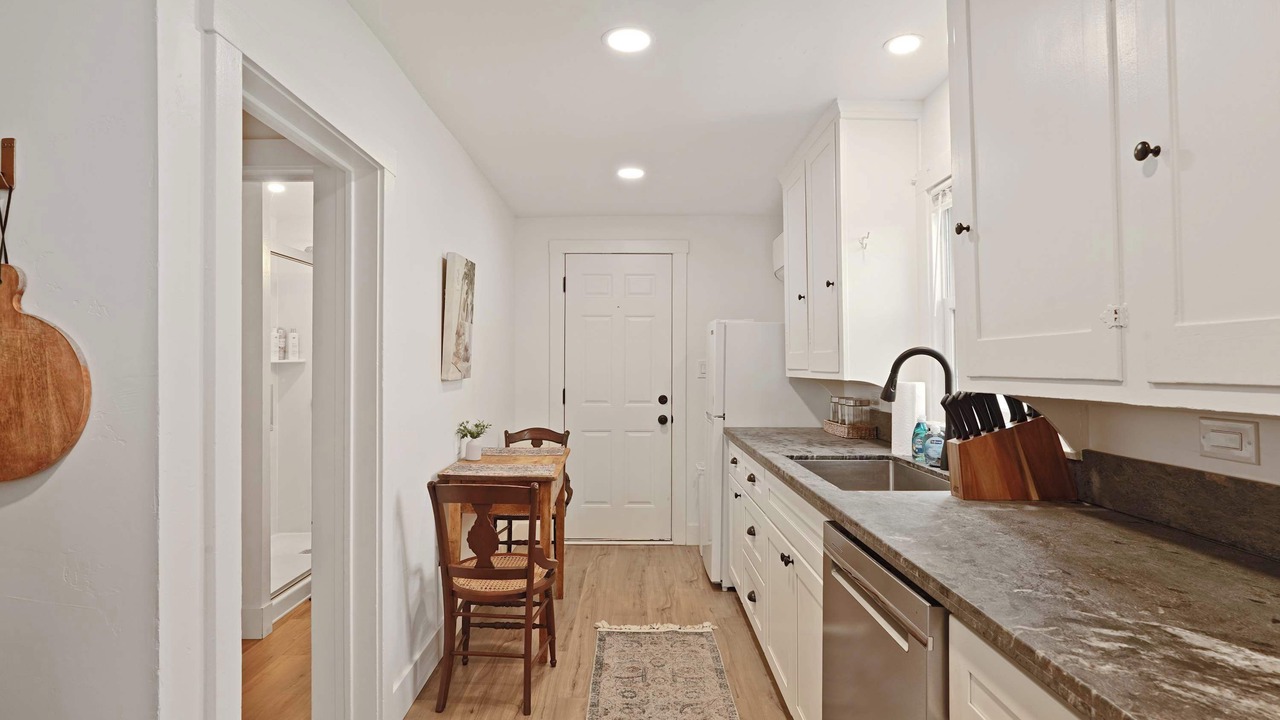 Photo of Kitchen in North Oak Park