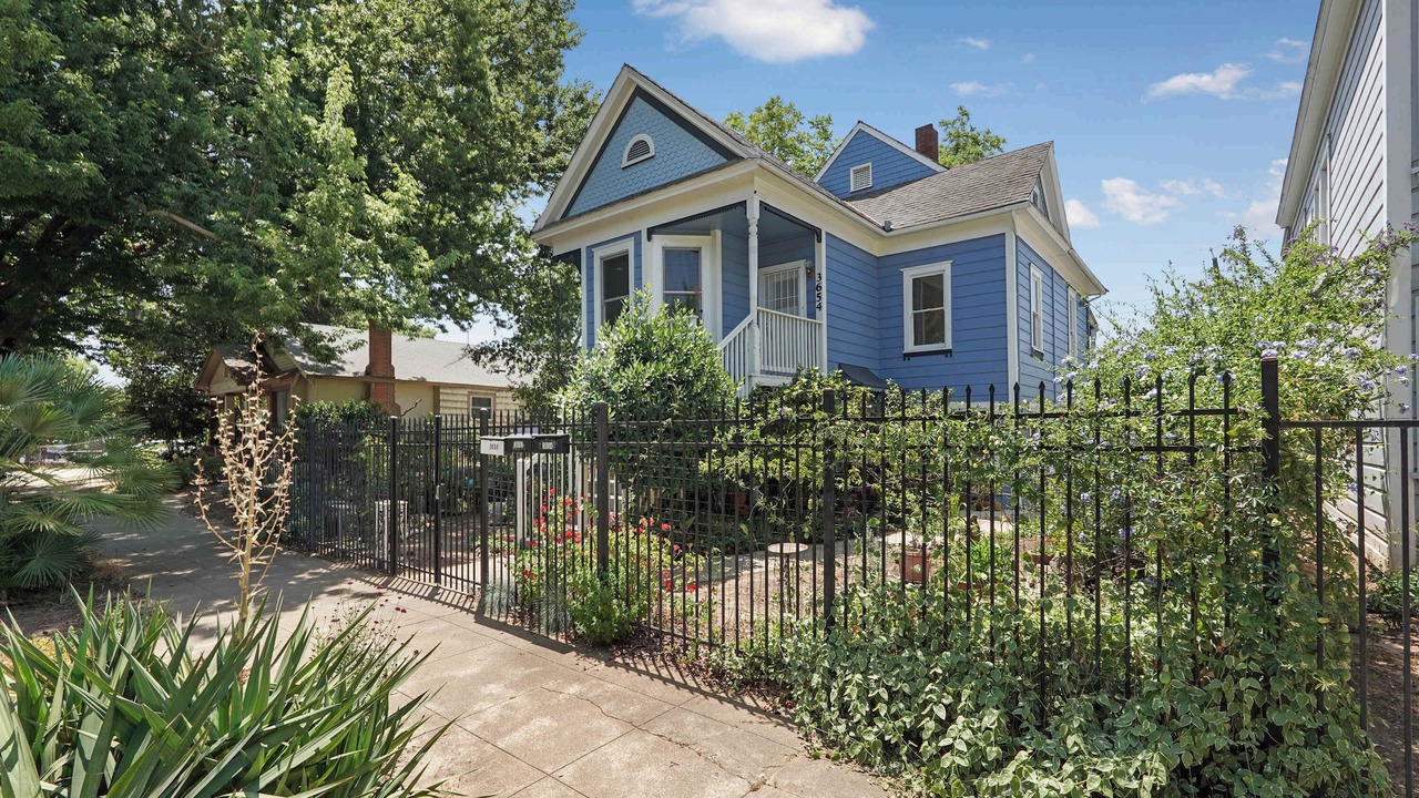 Photo of Outdoor in North Oak Park