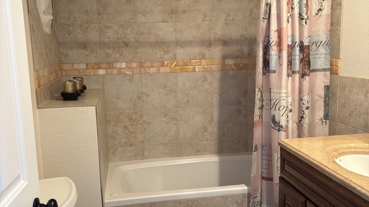 Photo of Bathroom in Dammeron Valley