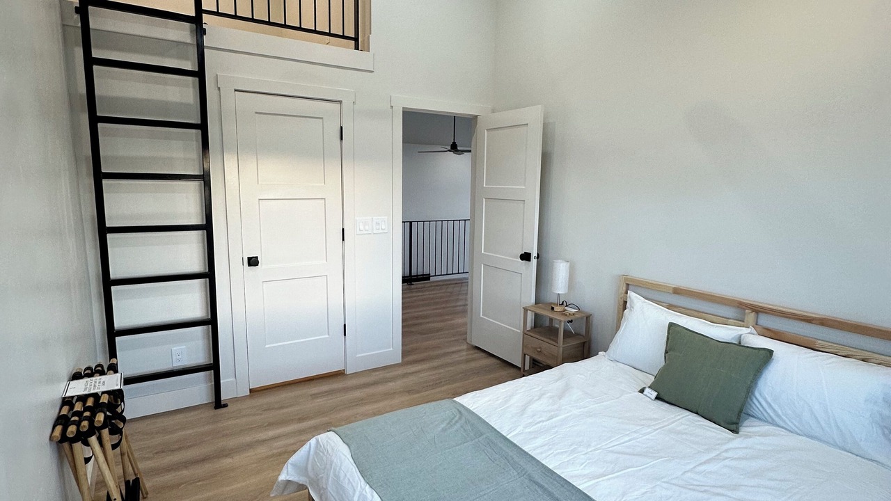 Photo of Bedroom in Spring City
