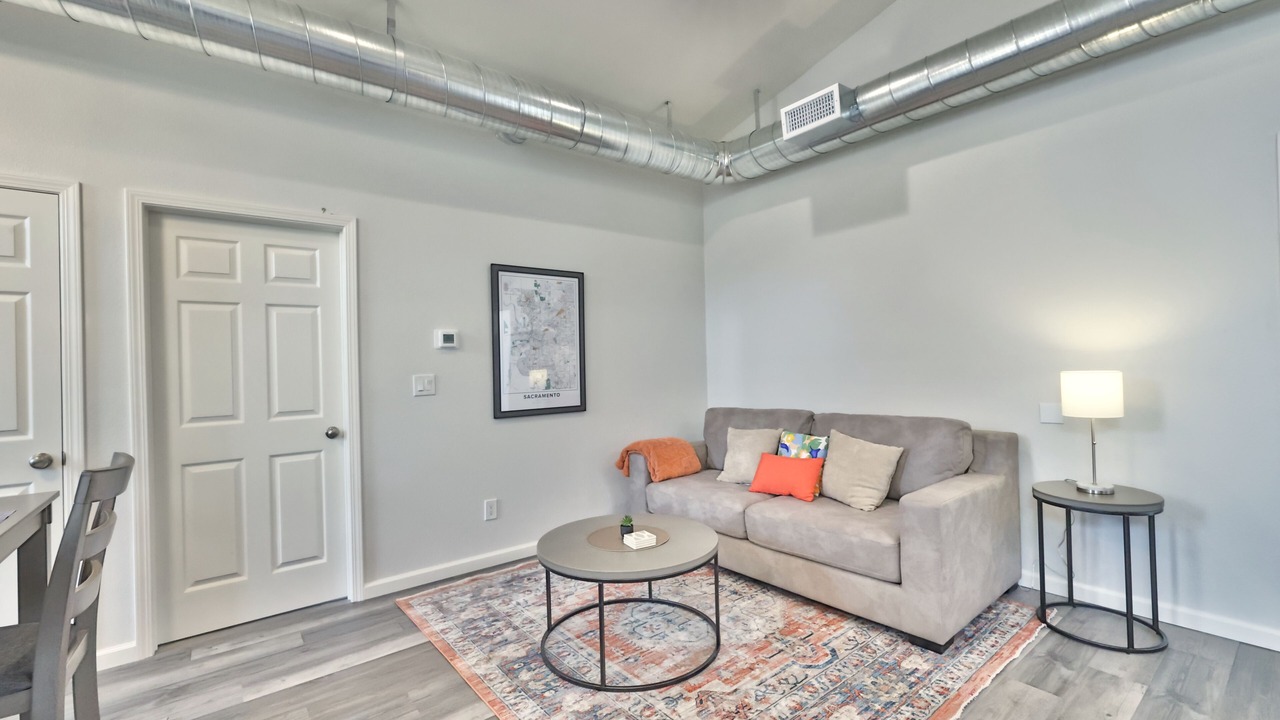 Photo of Livingroom in West Sacramento