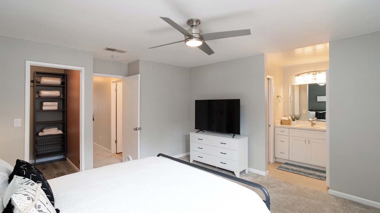 Photo of Bedroom in Grover Beach