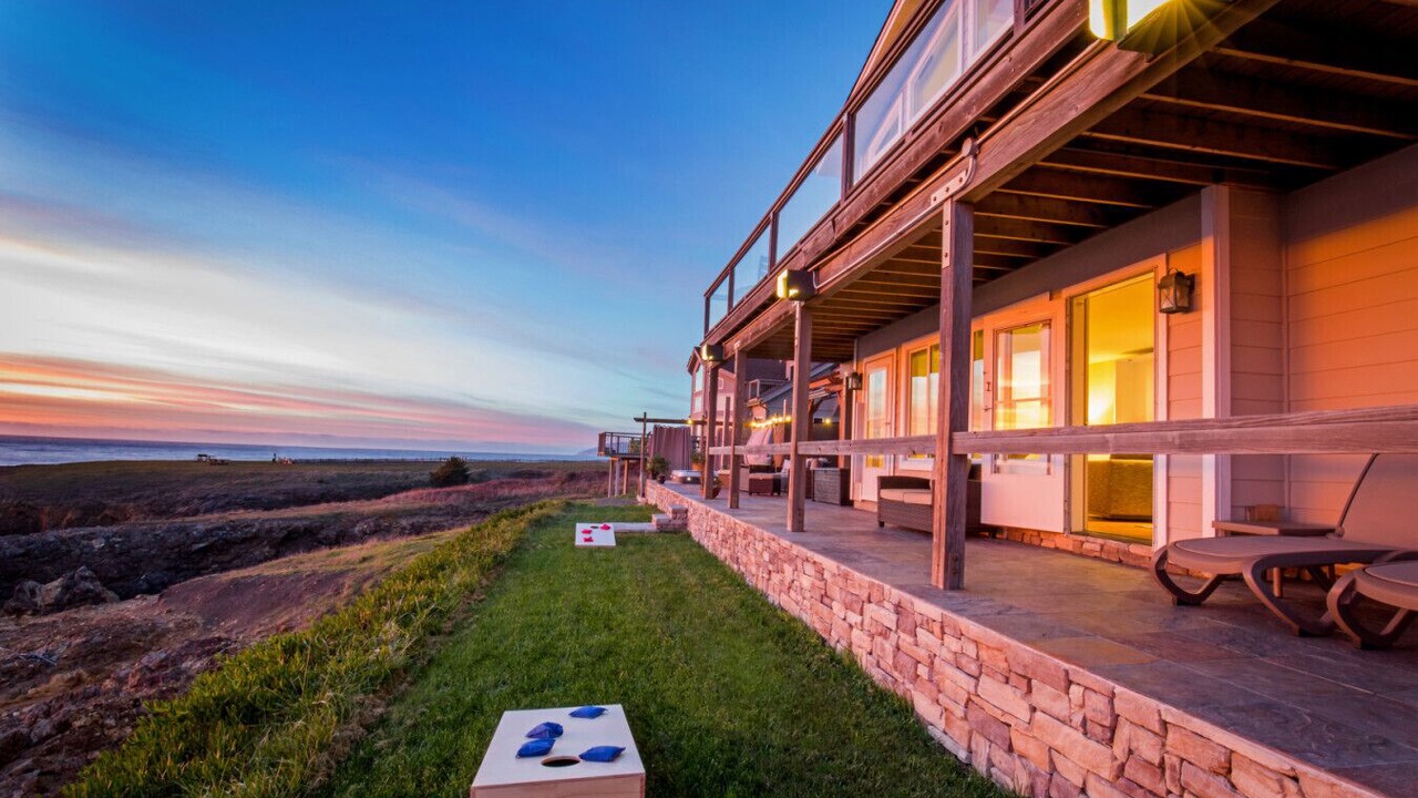 Photo of Patio Balcony in Shelter Cove