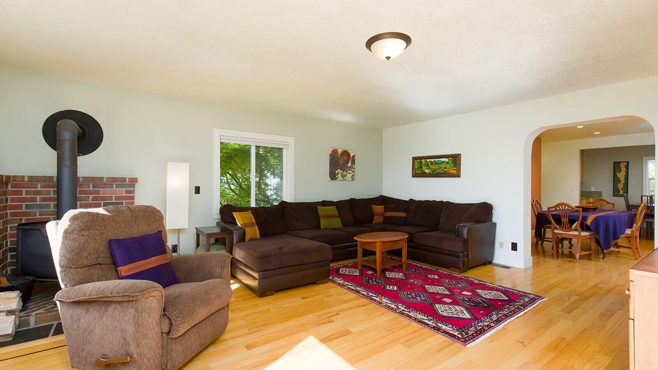 Photo of Livingroom in McKinleyville