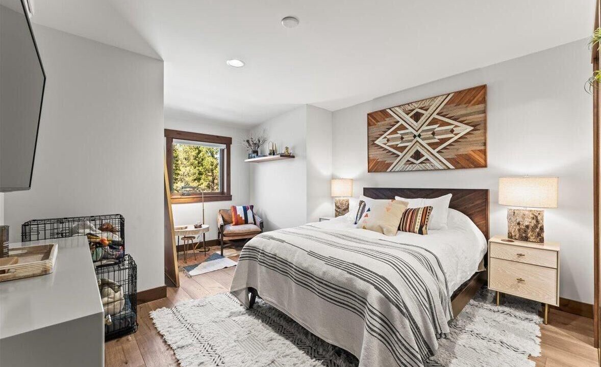 Photo of Bedroom in Stateline