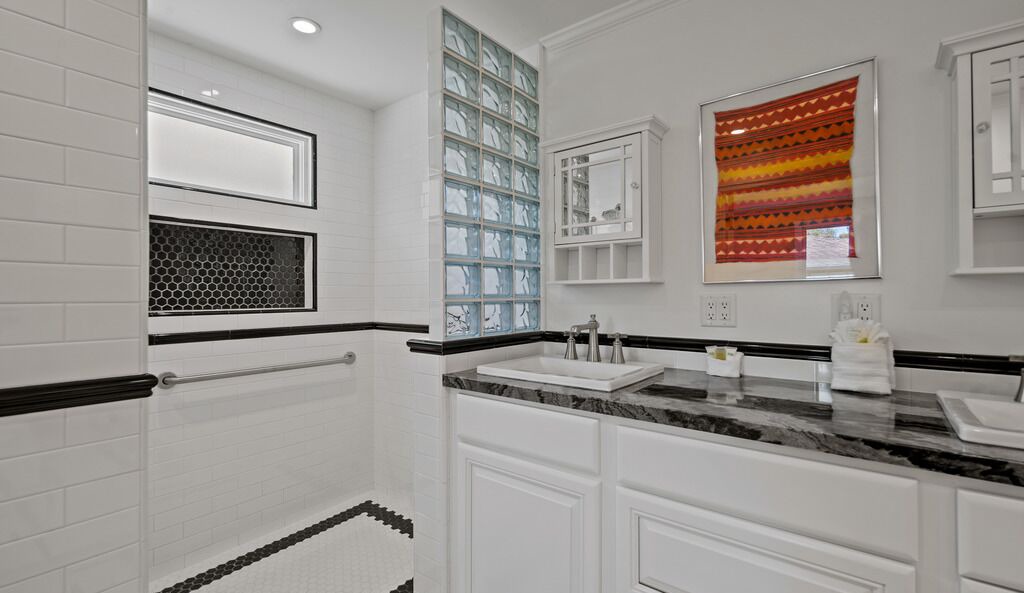Photo of Bathroom in Del Monte Forest