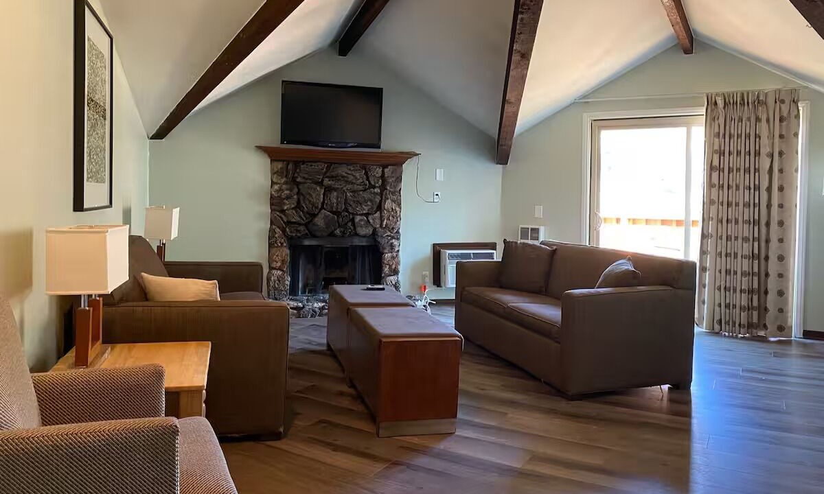 Photo of Livingroom in Mount Charleston