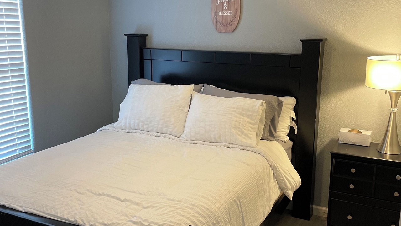 Photo of Bedroom in Bullhead City