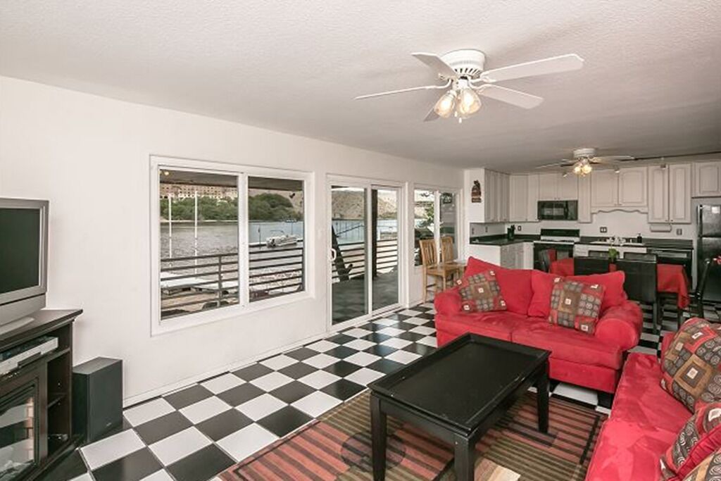 Photo of Bedroom in Bullhead City