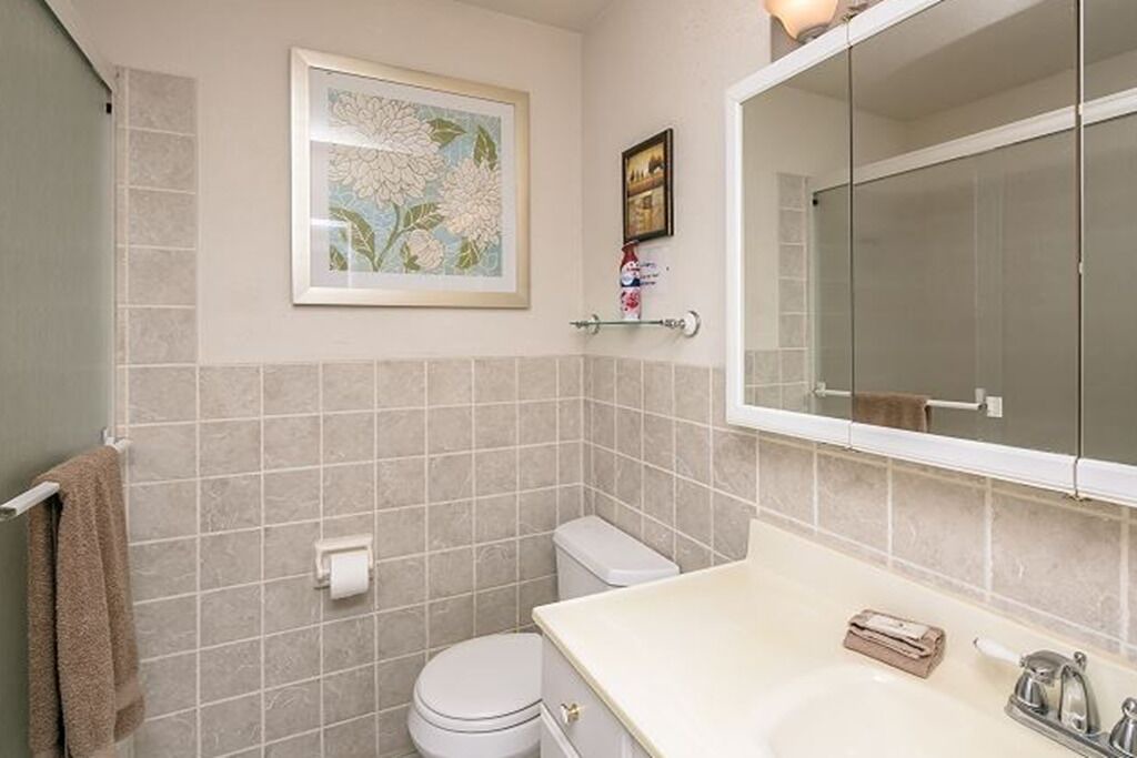 Photo of Bathroom in Bullhead City