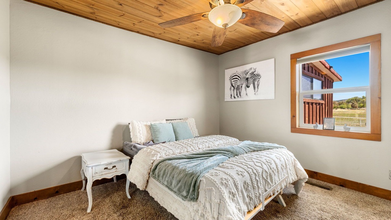 Photo of Bedroom in Williamson