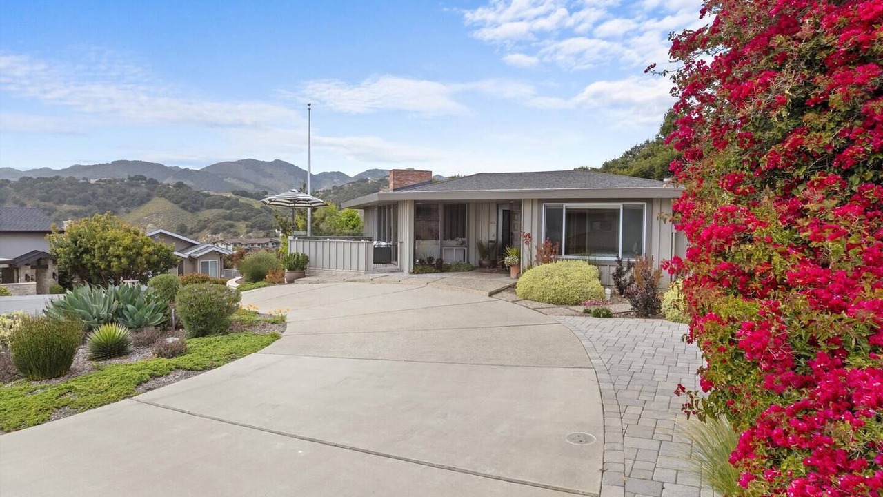Photo of Bedroom in Avila Beach