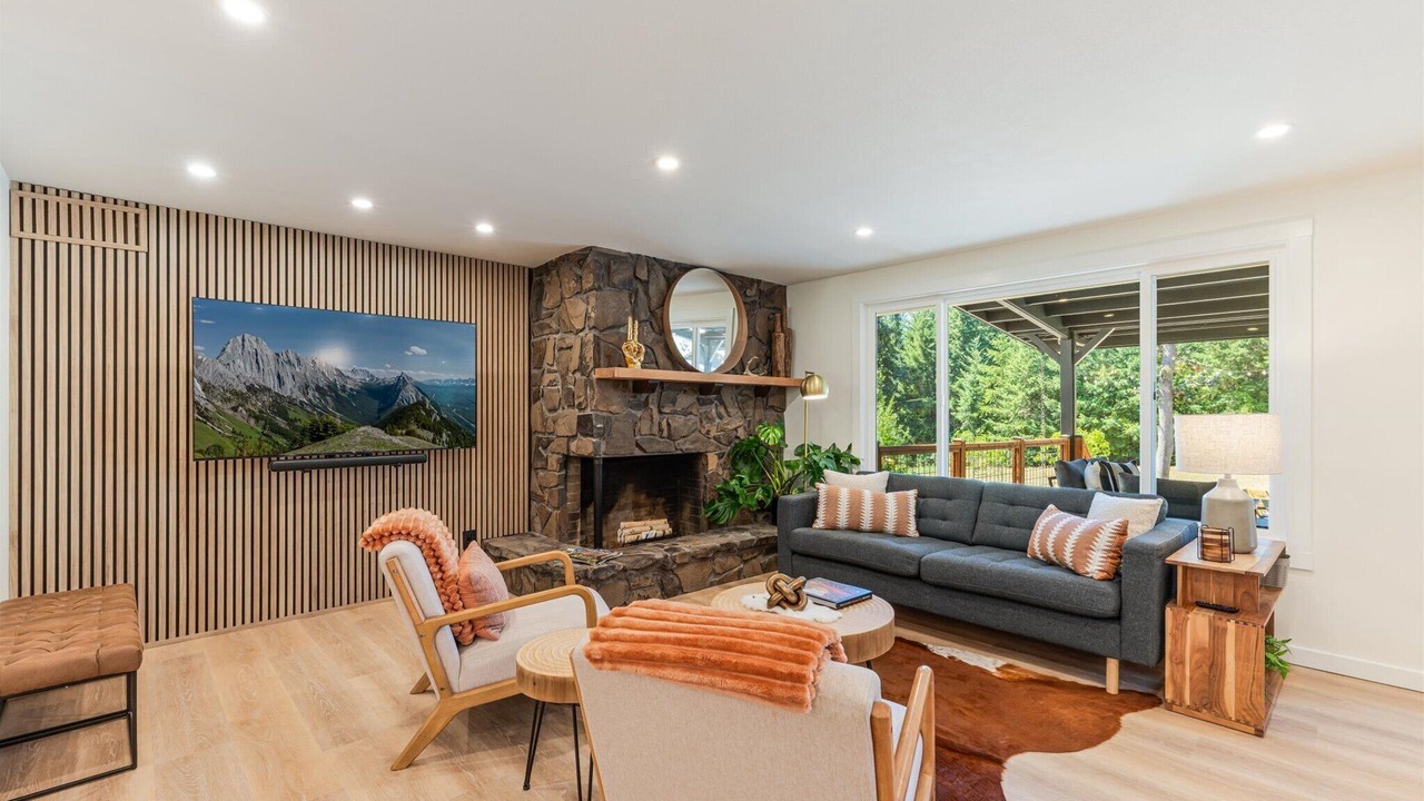 Photo of Livingroom in Yamhill