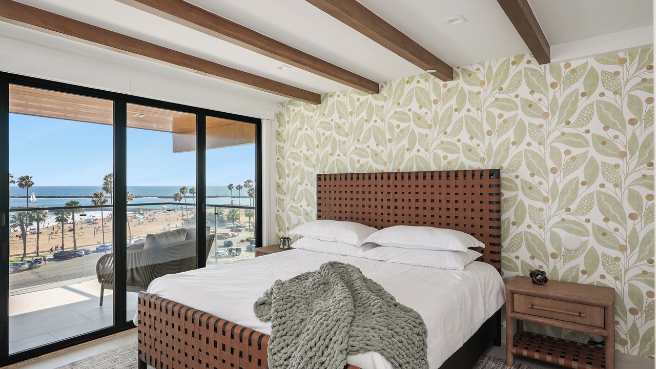 Photo of Bedroom in Corona del Mar