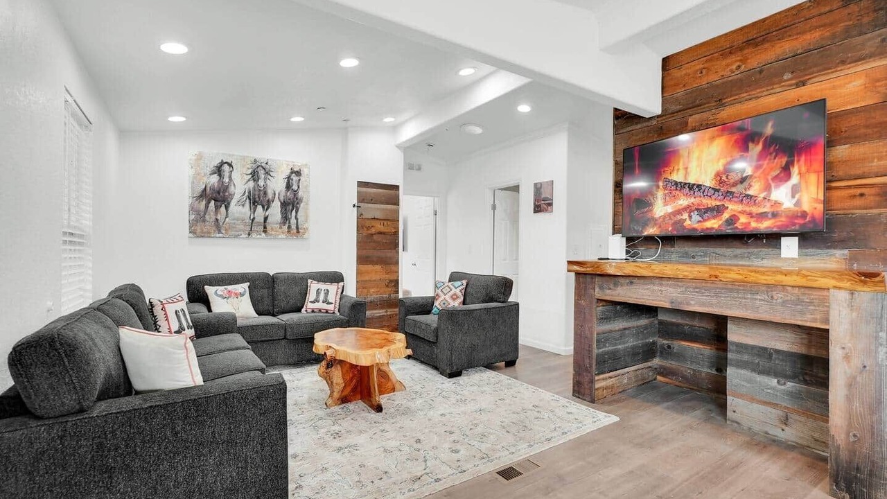 Photo of Bedroom in Castro Valley