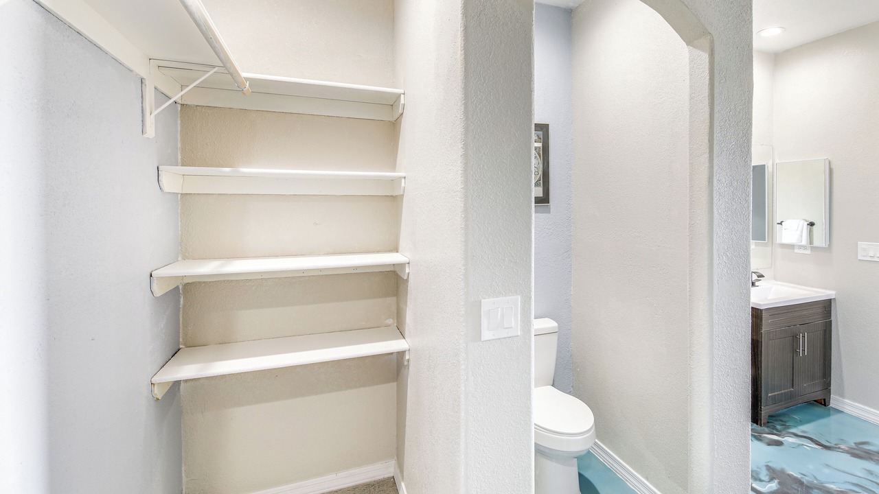 Photo of Bathroom in Sunridge Estates