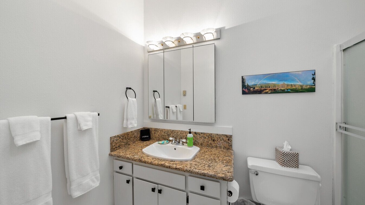 Photo of Bathroom in Graeagle