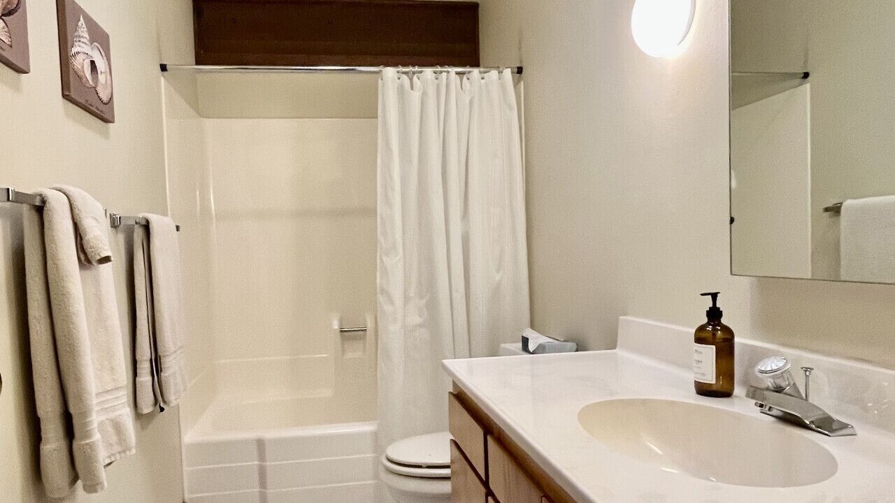 Photo of Bathroom in Graeagle