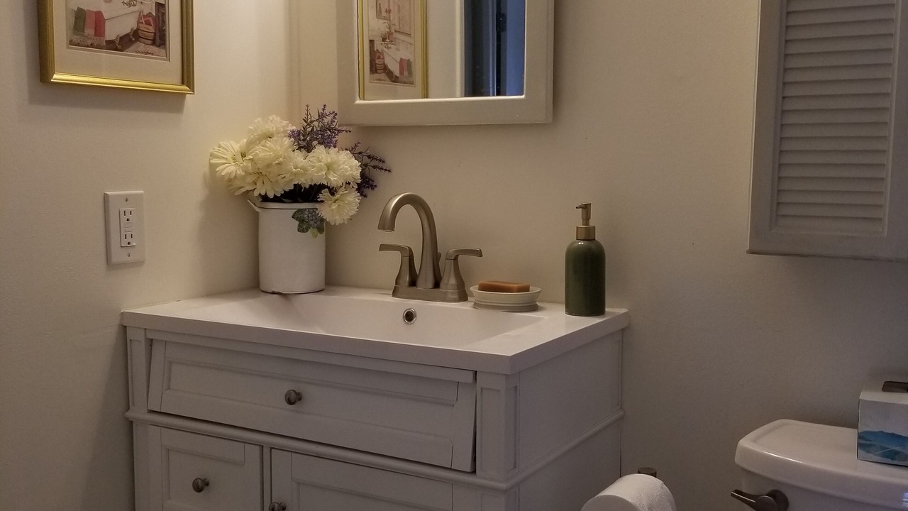 Photo of Bathroom in Williamson