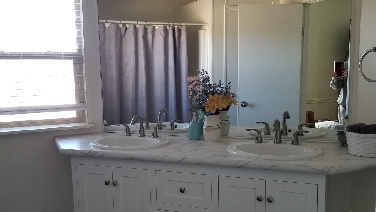 Photo of Bathroom in Williamson