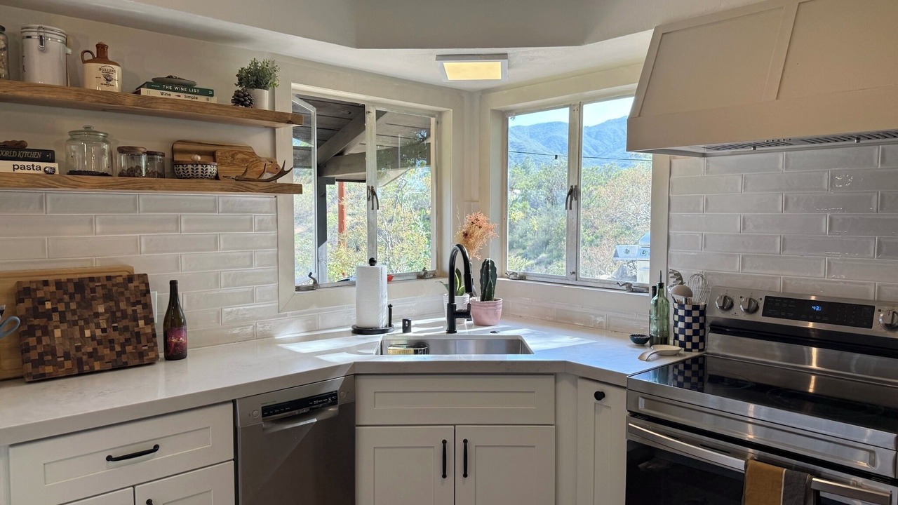 Photo of Kitchen in Warner Springs