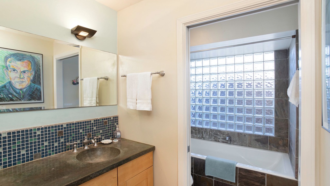 Photo of Bathroom in Shell Beach