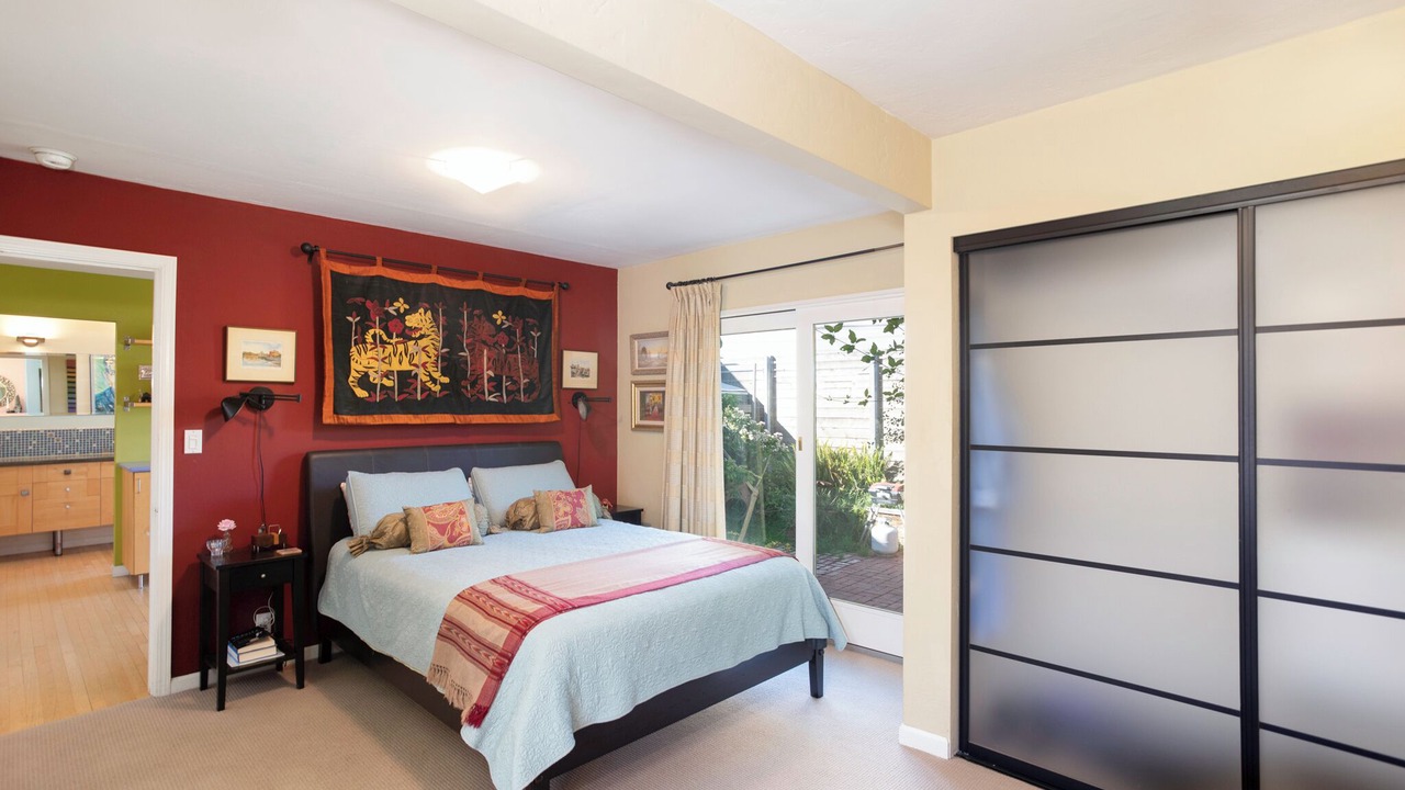Photo of Bedroom in Shell Beach