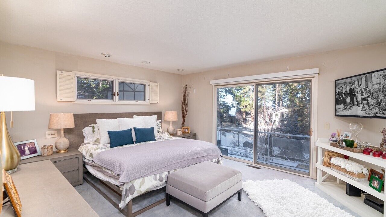 Photo of Bedroom in Skyland