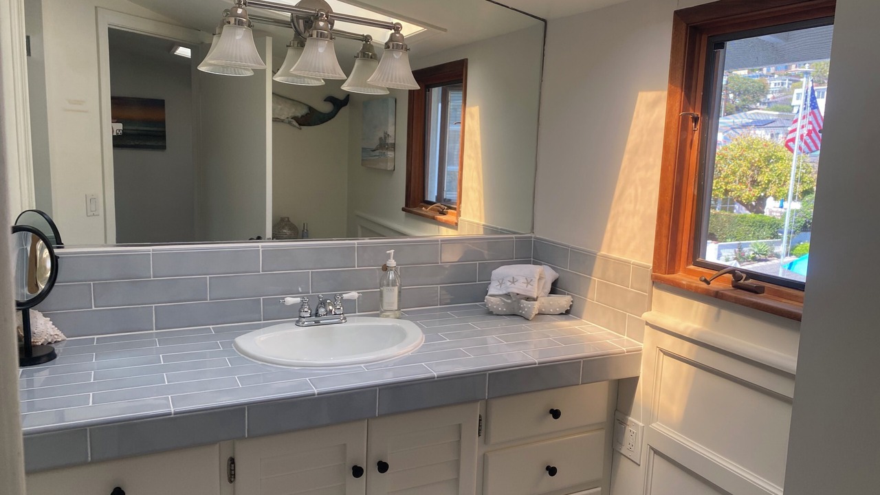 Photo of Bathroom in Laguna Beach
