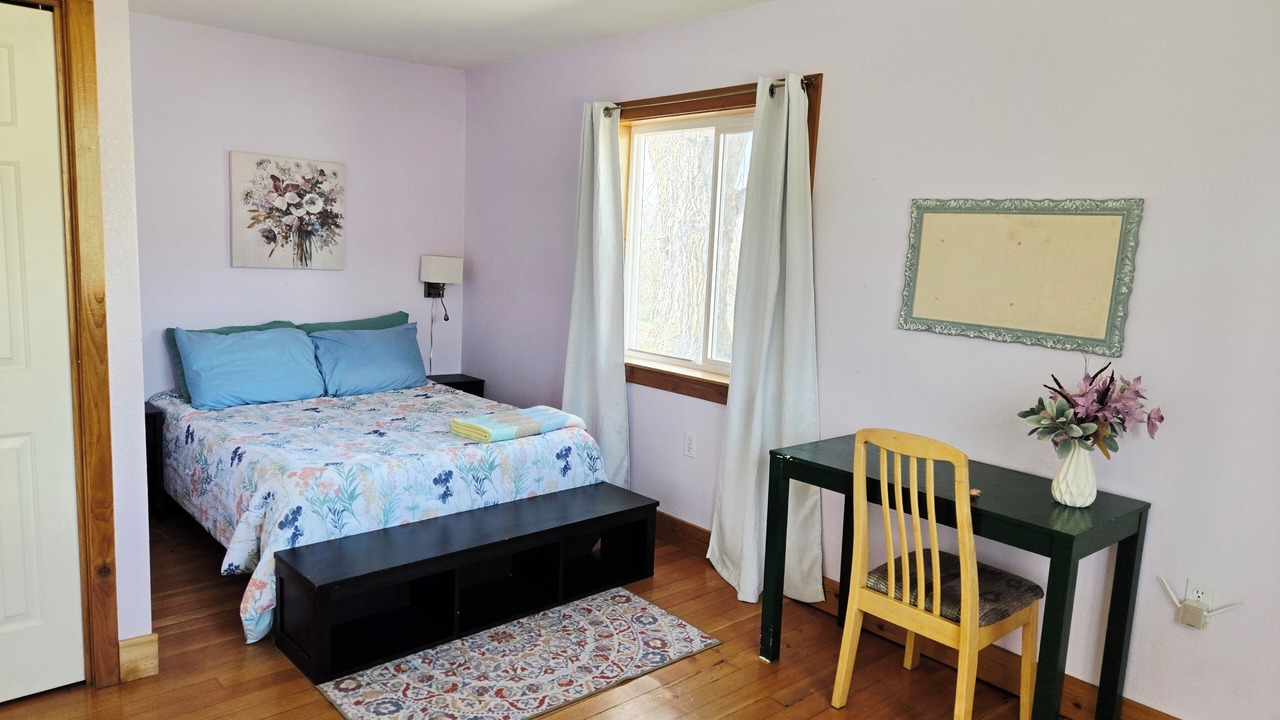 Photo of Bedroom in Chiloquin