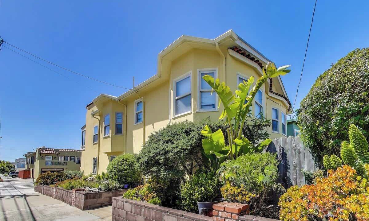 Photo of Others in Outer Sunset